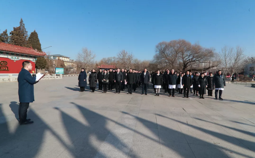 鞍勤集团党委 k1体育集团党委联合举办“迁新址启征程”主题党日活动